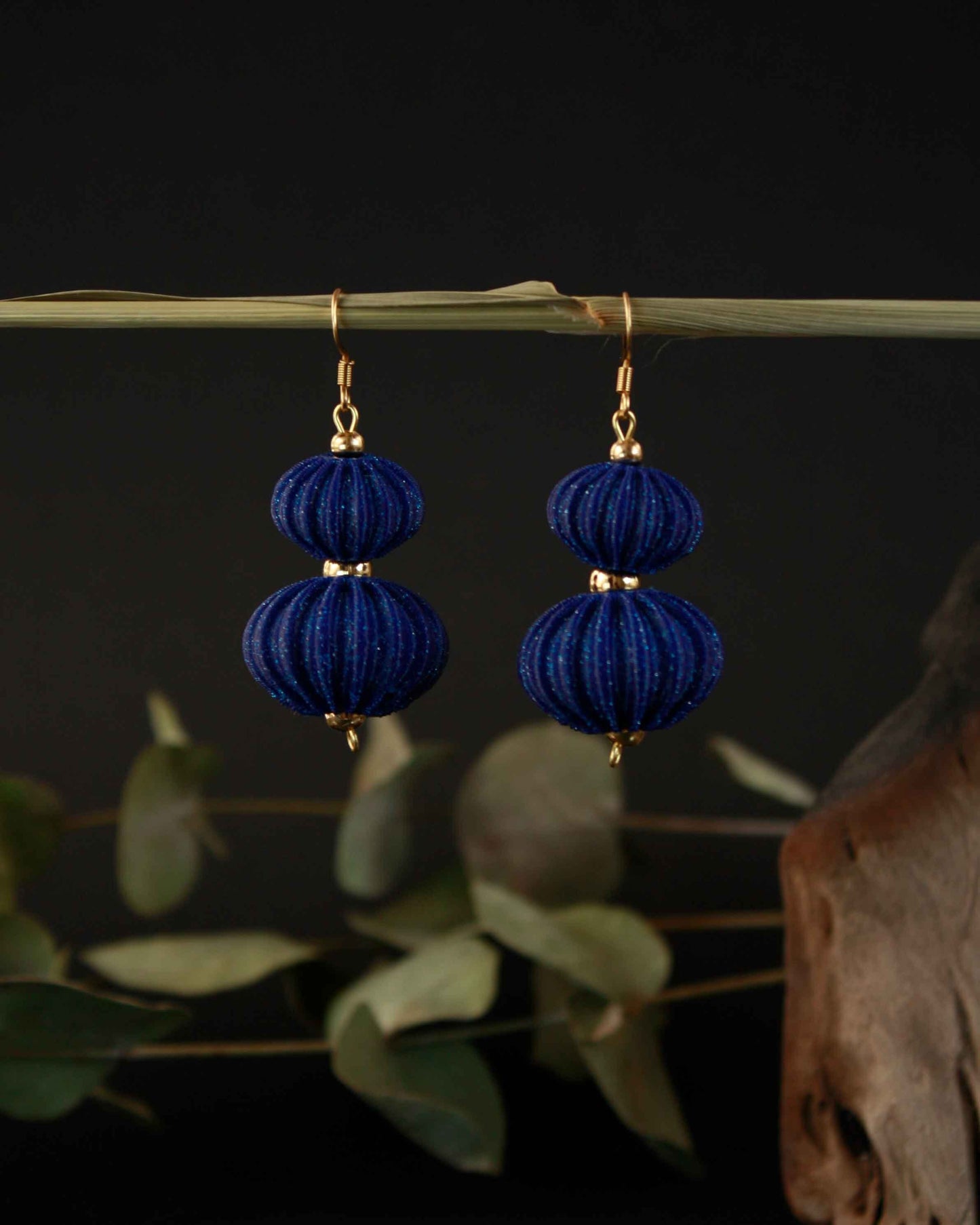 Boletia earrings from the Lukt collection, in Ultramarine Blue, 3D printed, elegant and lightweight.