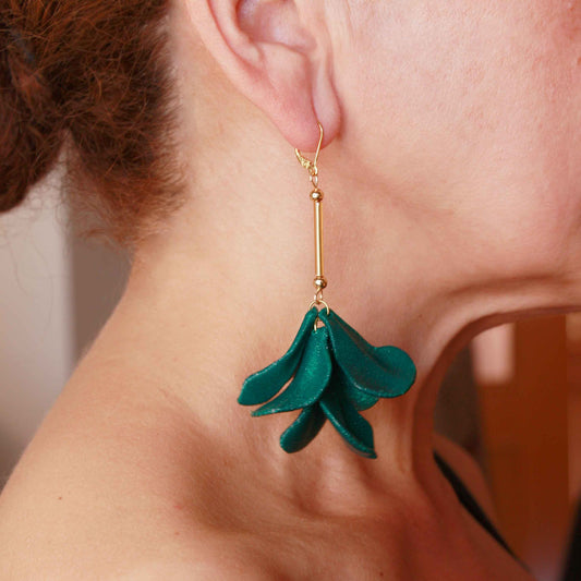 Emerald-colored Malvace earrings. 3D printed in glitter-effect PLA.