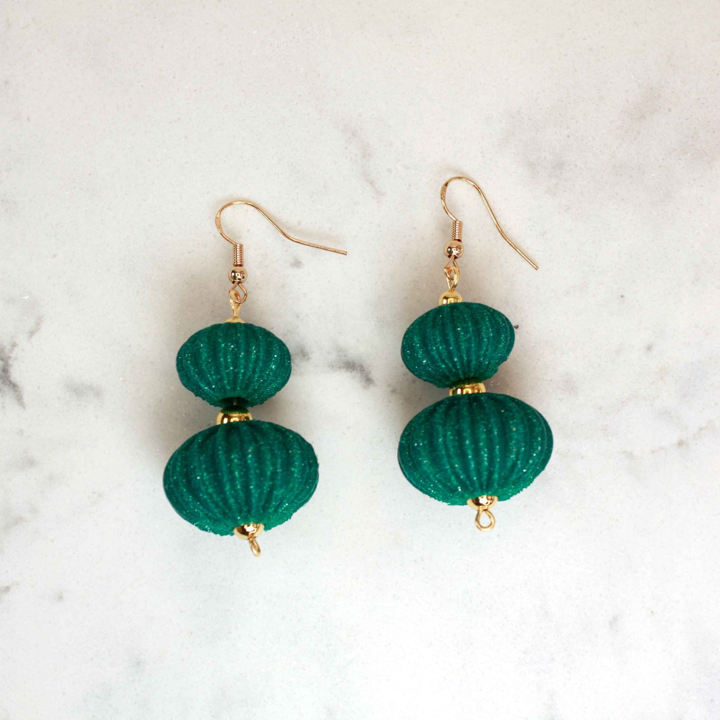 Boletia earrings from the Lukt collection, in Emerald, 3D printed, elegant and lightweight.