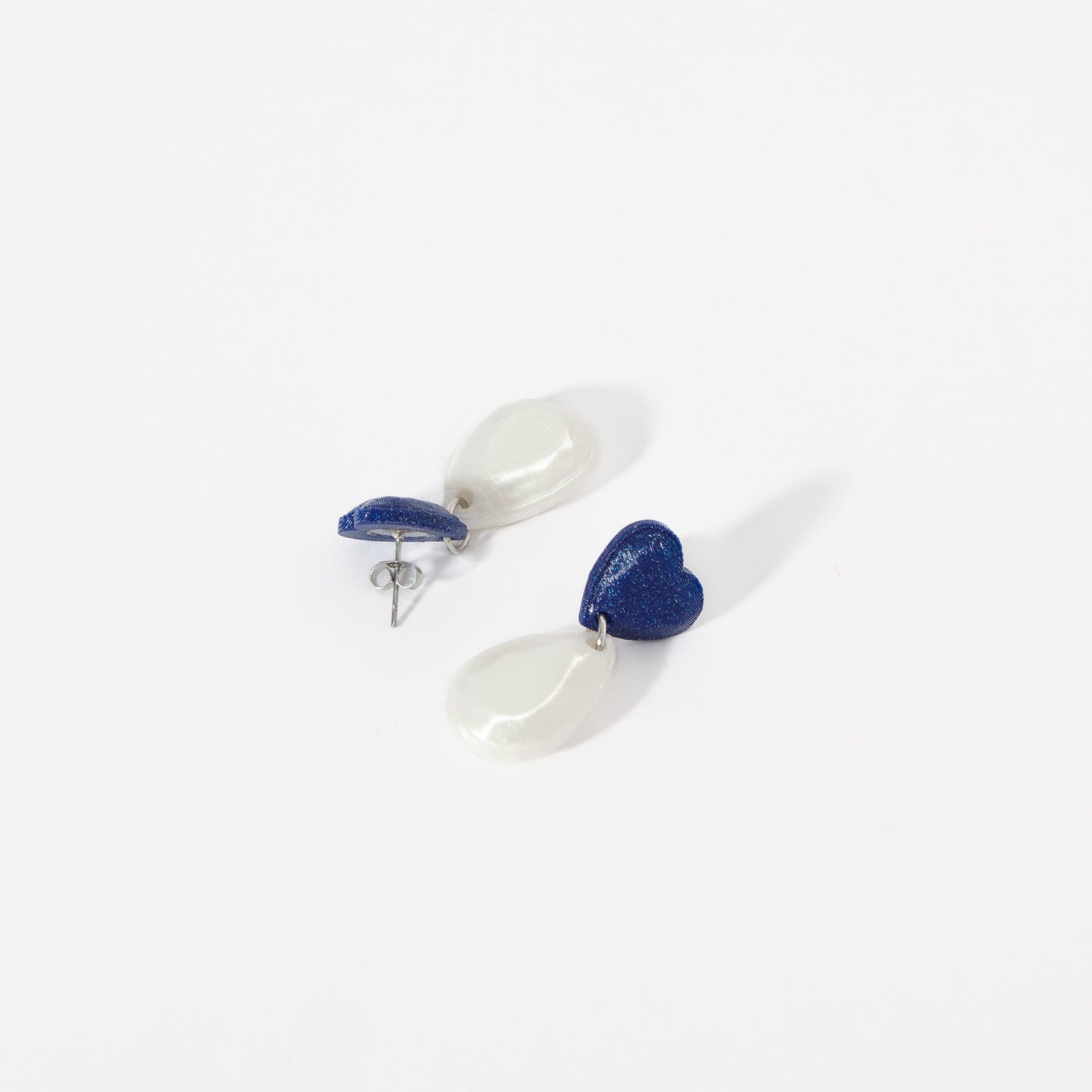 Mini Heart earrings in blue and pearl, 3D printed. Inner Love Collection. They weigh nothing!