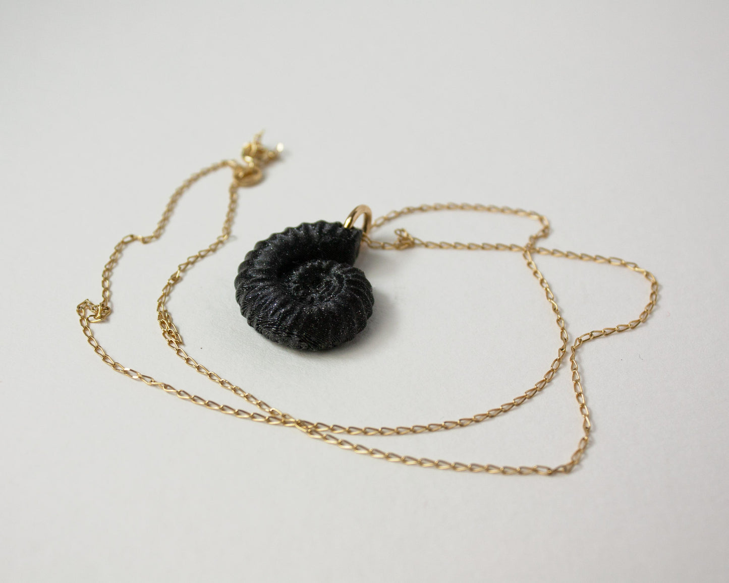 Colgante Amonites Black