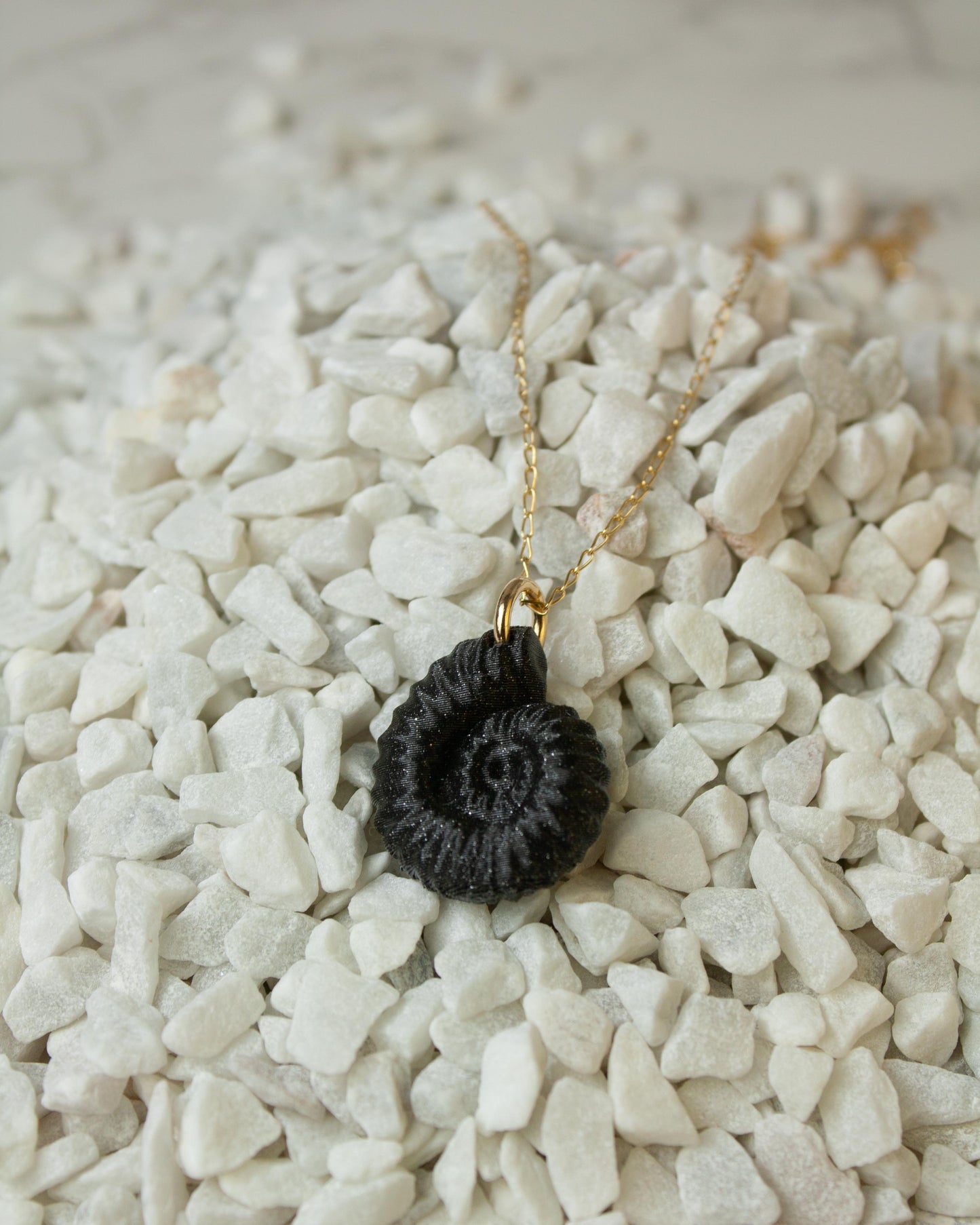 Colgante Amonites Black