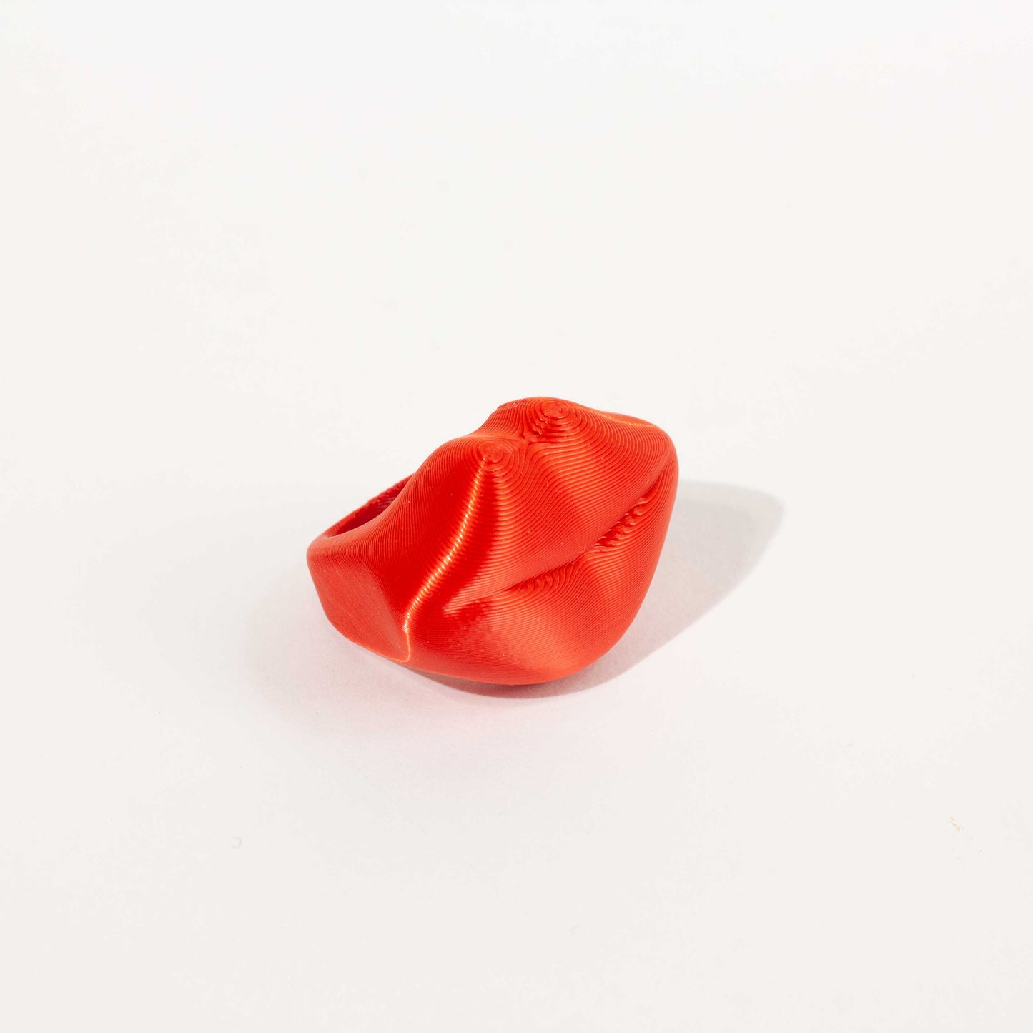 Custom-made 3D printed Cooper Hibis flower ring, available in various colors.
