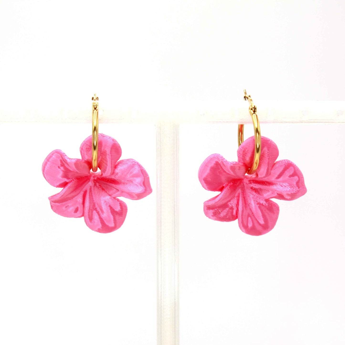 Pendientes Carmen color Pink, de aro, muy cómodos.