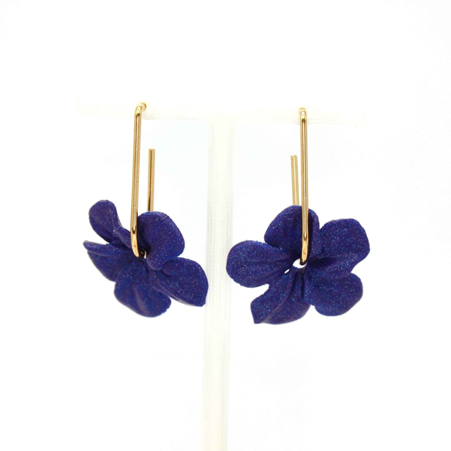 Pendientes Trionum Azul Ultramar con forma de flor de hibisco, impresos en 3D, muy favorecedores.