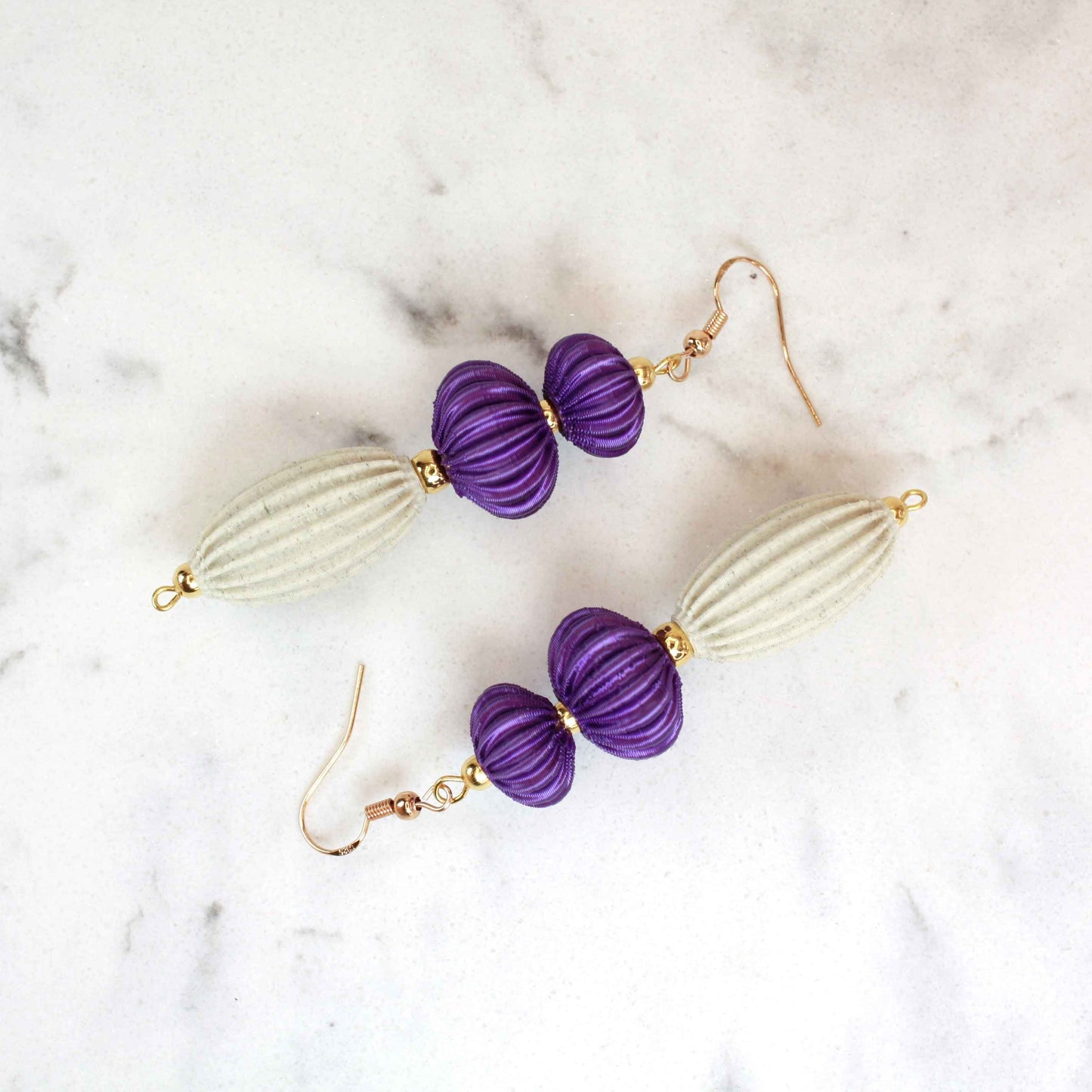 Anemone earrings from the Lukt collection, in Purple and Marble, 3D printed, very light and elegant.