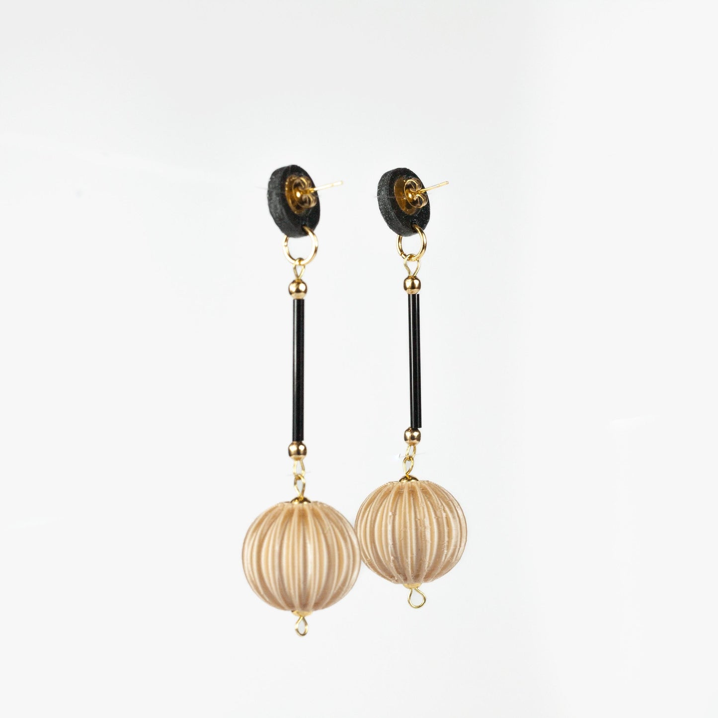 Cassid Ivory Color Earrings