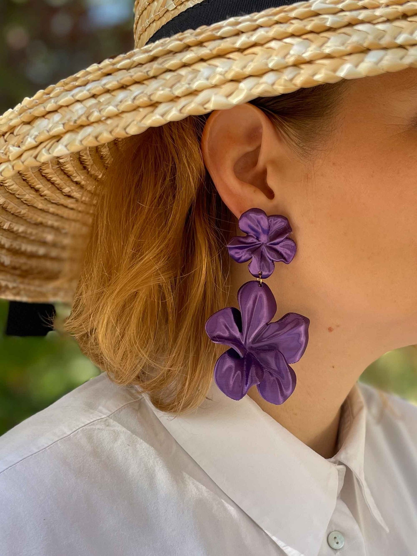 Pendientes Gran Hibis Violeta. Pendientes impresos en 3D, Ligeros y sostenibles