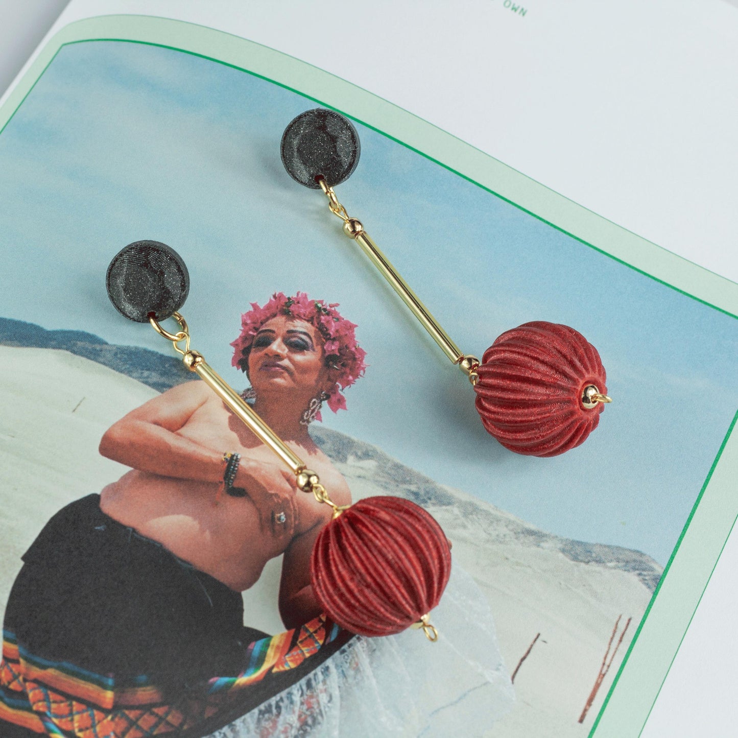 Pendientes Cassid Color Rojo Burdeos