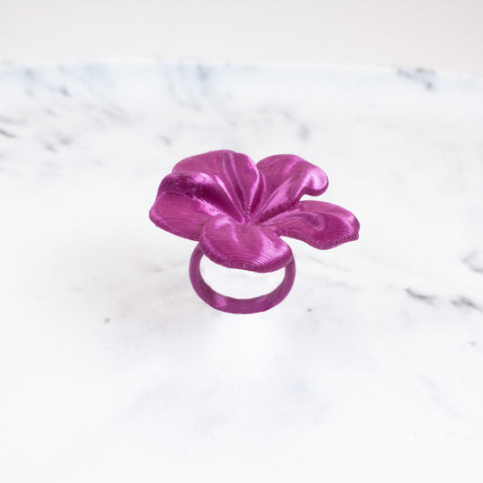 Custom-made 3D printed cyclamen flower-shaped Hibis ring, available in various colors.