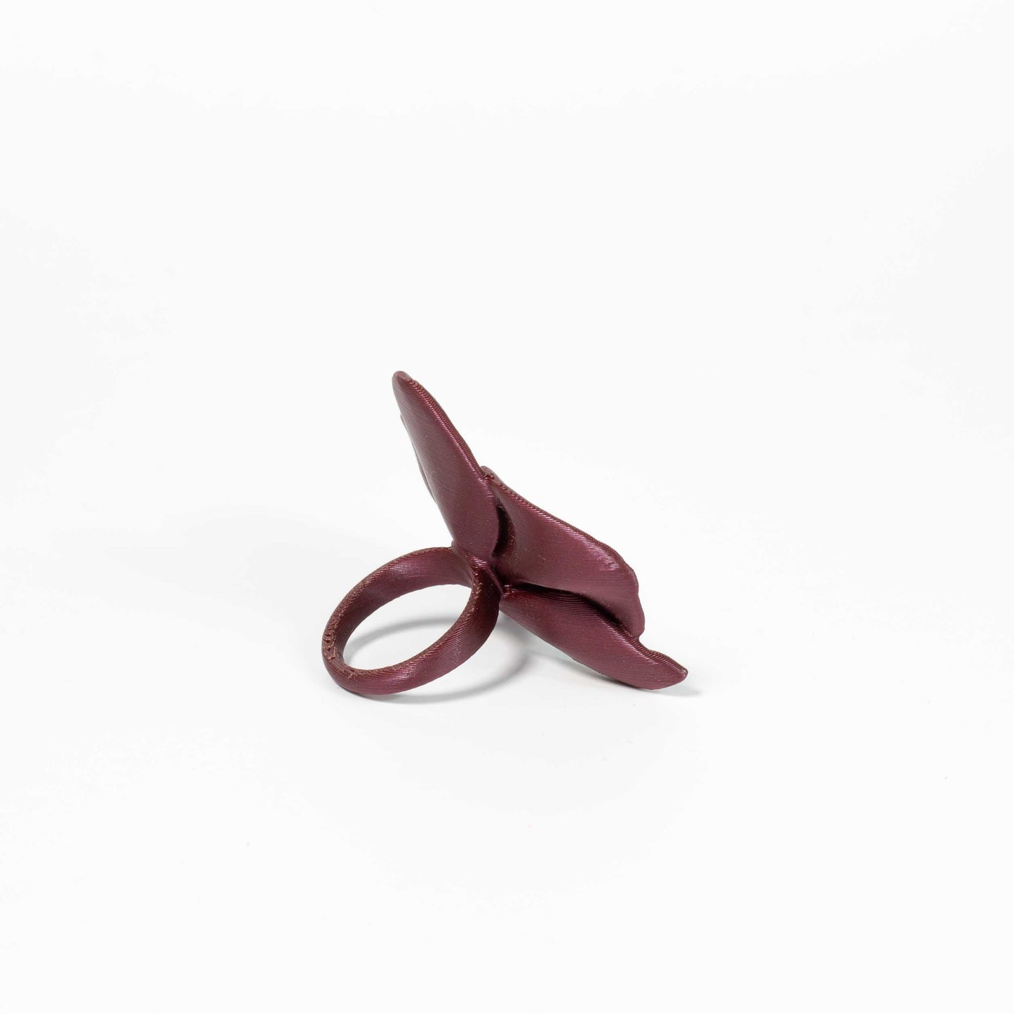 Anillo Orchis Calyx Burgundy