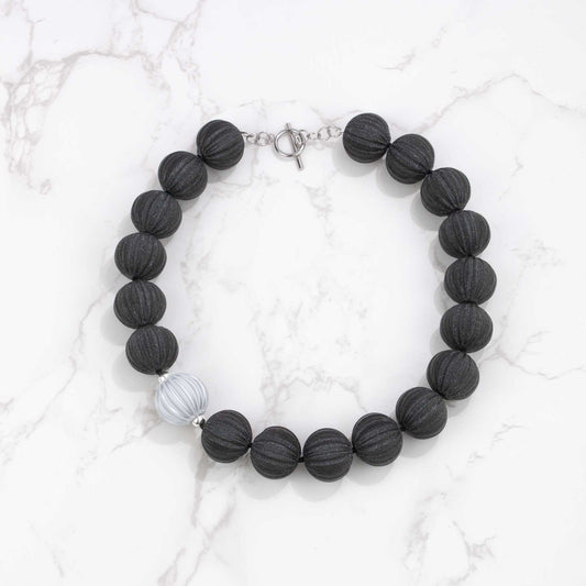 Collar Orba Negro Grafito y plata