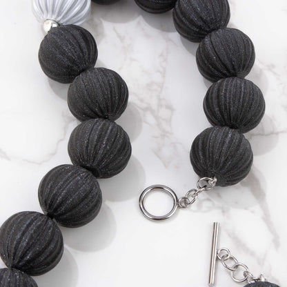 Collar Orba Negro Grafito y plata