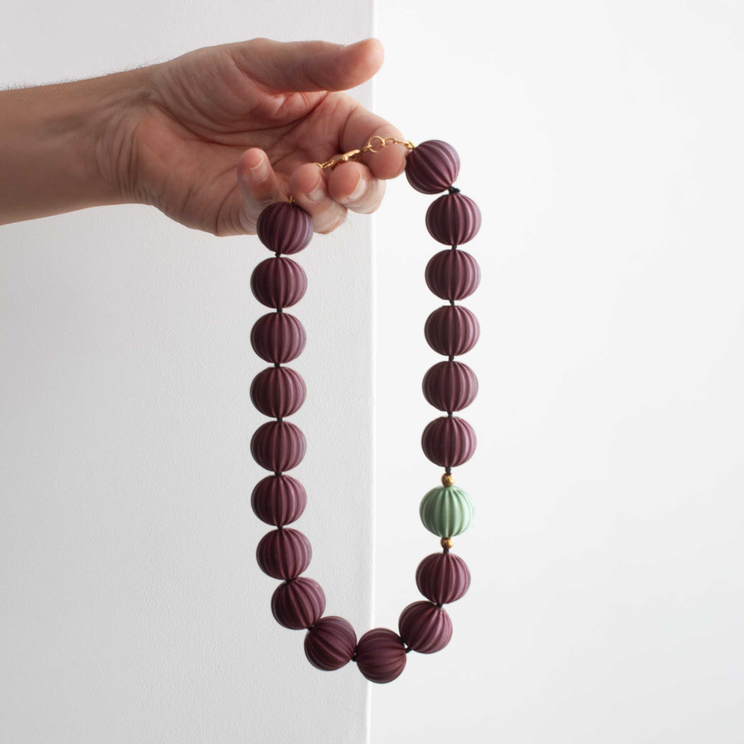 Collar Orba Burgundy