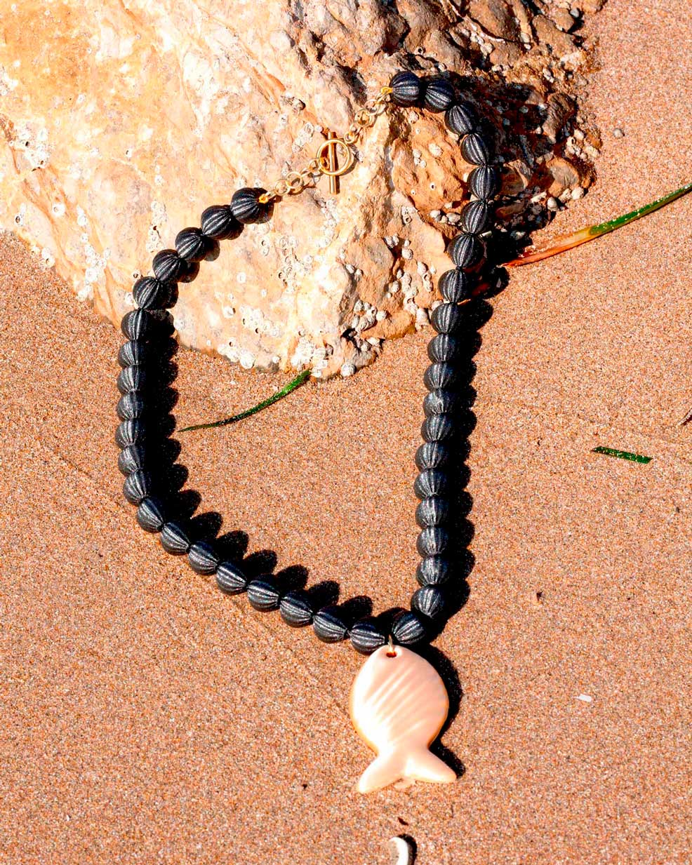 Collar Arena Negra