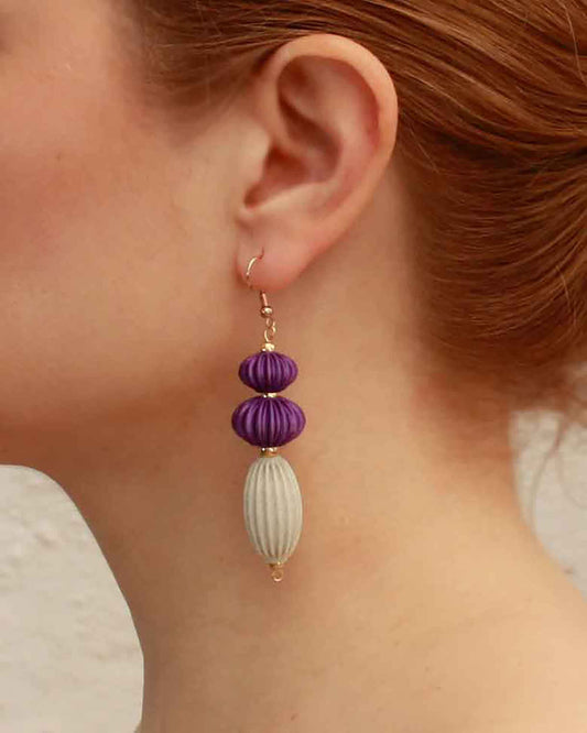 Anemone earrings from the Lukt collection, in Purple and Marble, 3D printed, very light and elegant.