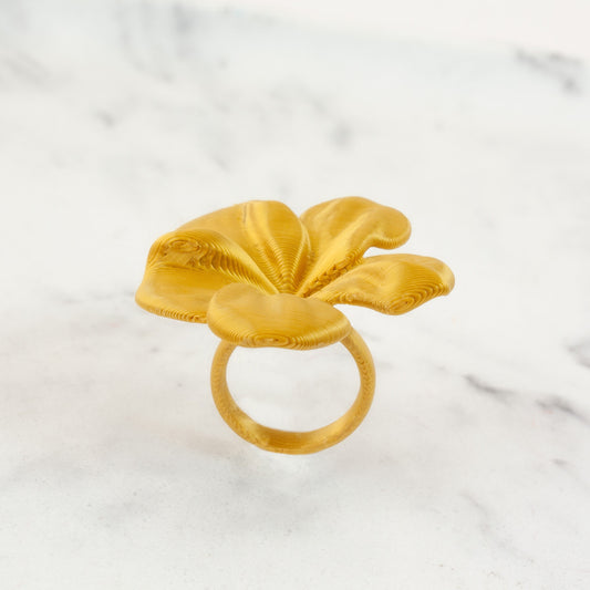 Custom-made 3D printed gold flower-shaped Hibis ring, available in various colors.