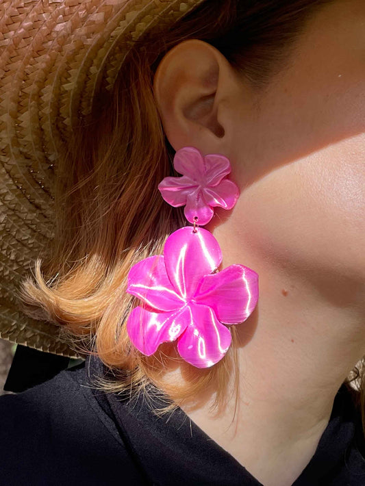 Pendientes Gran Hibis Rosas. Pendientes largos impresos en 3D con forma de Flor, cómodos y ligeros.