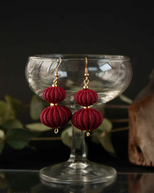 Boletia earrings from the Lukt collection, in Bordeaux, 3D printed, elegant and lightweight.